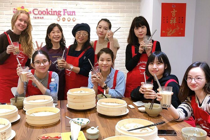 Xiao Long Bao, Pork thick soup, Bubble milk tea. Taiwan Traditional Light Meals Experience-B (Taipei Cooking Class) - Meet Vivian and Jennifer: Clear Help in Three Languages