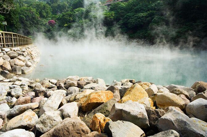 Yamingshan Volcano, Beitou Thermal Valley, Danshui Private Tour - Key Highlights You’ll Feel Fast