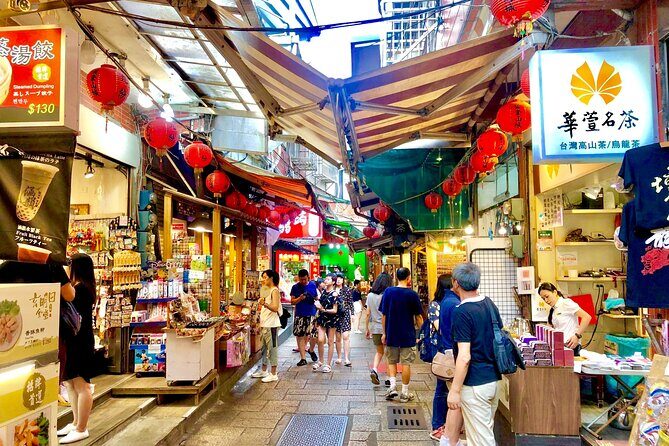 Yehliu & Jiufen & Shifen Day Tour (Departure from Ximending) - Shifen Old Street and Sky Lanterns: the Signature Moment